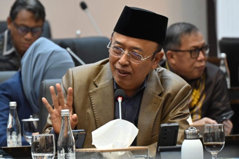 Darori Wonodipuro Dorong Penguatan Tata Niaga Ekspor melalui RUU Komoditas Strategis 4 darori 1