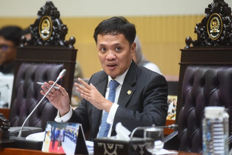 Komisi III DPR RI Kawal Penanganan Kasus Kematian Anak di Sukabumi hingga Persidangan 4 habiburokhman