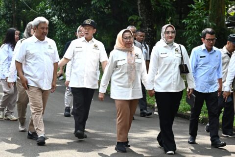 endang thohaq