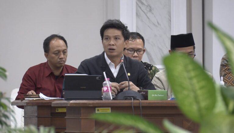 Ahmad Wazir Noviadi: Pembiayaan Bank Daerah Harus Tepat Sasaran dan Dorong Kemandirian Fiskal Daerah 4 Screenshot 20260402 194909 Drive