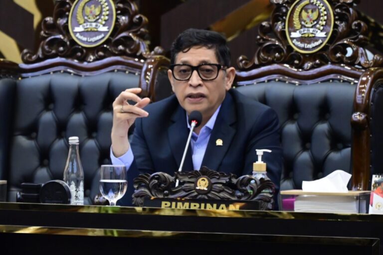 Baleg DPR RI Libatkan Komunitas Driver Online dalam Penyusunan RUU Pekerja GIG 4 bob hasan baleg