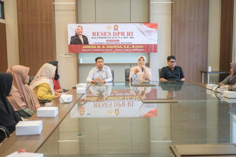 Semangat Emansipasi Wanita di Hari Kartini, Annisa Mahesa Ajak Ibu-Ibu Melek Keuangan 4 annisa