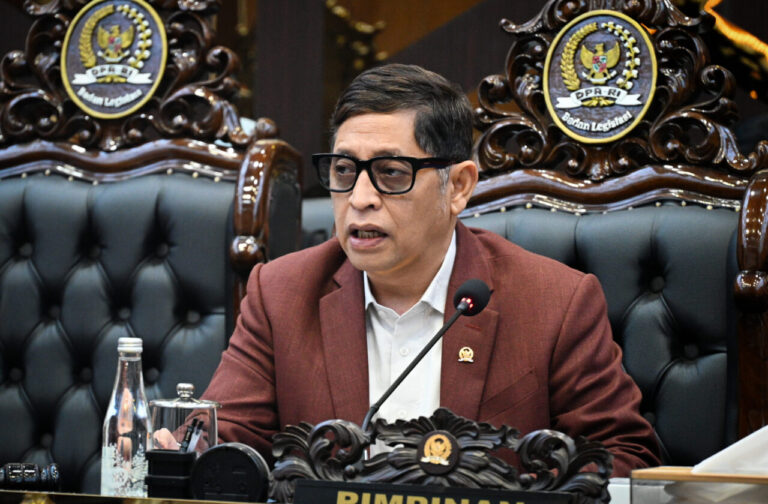 Bob Hasan: Harmonisasi 15 RUU Kabupaten/Kota di Kalimantan Harus Cerminkan Karakteristik Daerah 4 bob hasan sa