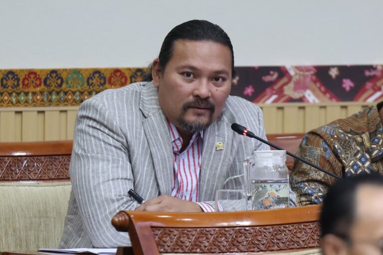 Martin Tumbelaka Dukung Penguatan Anggaran BNN untuk Tingkatkan Deteksi dan Pemberantasan Narkotika 4 martin