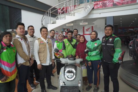 Ade Jona Prasetyo Bantu Driver Ojol Tunarungu yang Kehilangan Motor di Medan 18 WhatsApp Image 2026 07 10 at 16.25.59