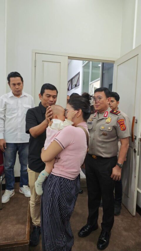 Rocky Candra Apresiasi Polda Jambi Ungkap Dugaan TPPO Bayi, Minta Proses Hukum Diusut Tuntas 13 WhatsApp Image 2026 07 29 at 18.32.24