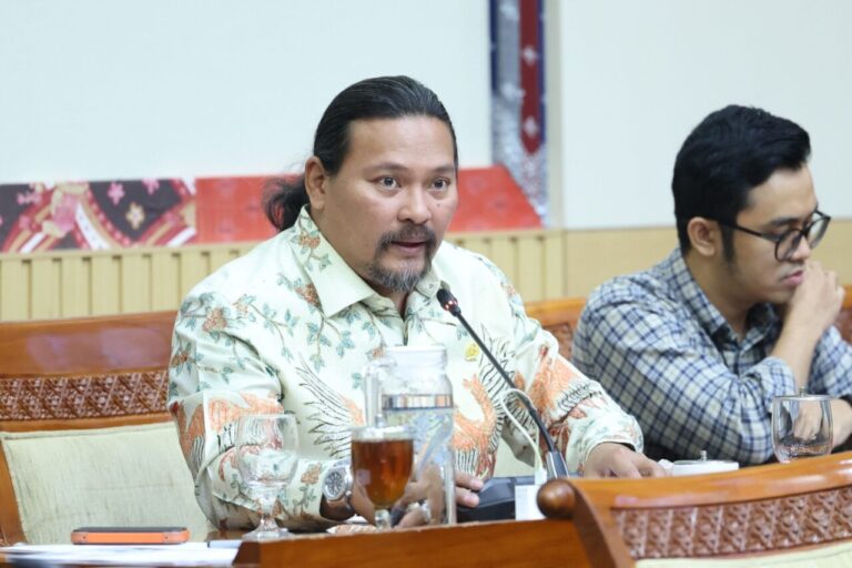 Martin Tumbelaka: RUU Perampasan Aset Harus Menjamin Rasa Keadilan Masyarakat 4 martin