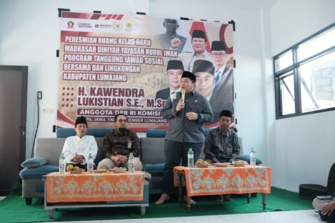Kawendra Lukistian Dorong Pendidikan Pesantren, Resmikan Ruang Kelas Baru di Lumajang 18 WhatsApp Image 2026 08 11 at 08.20.23
