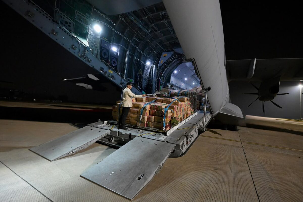 Prabowo Instruksikan Pengiriman Bantuan Dipercepat, 253 Ton Logistik Telah Dikirim ke NTT 4 WhatsApp Image 2026 08 19 at 09.57.47