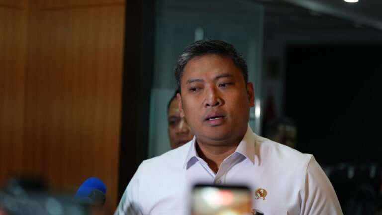 137 Kepala SPPG Dicopot, Kepala BGN Tegaskan Zero Tolerance Kasus Keracunan MBG 4 ZAM03438