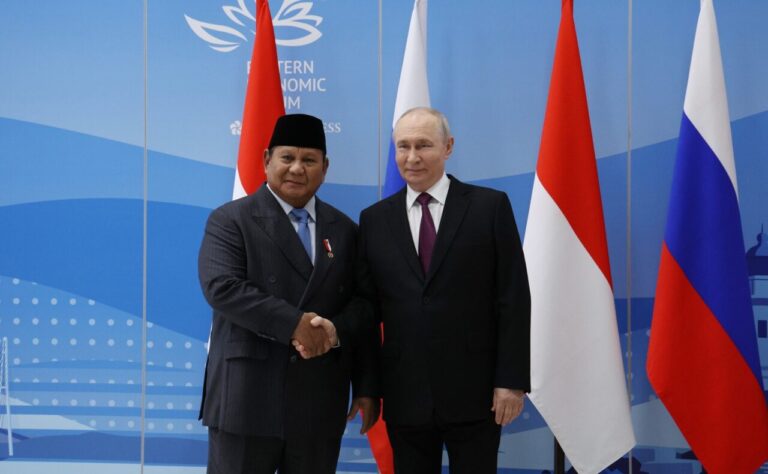 Bertemu Putin, Prabowo Tegaskan Pentingnya Rusia Sebagai Mitra Indonesia 4 Salinan Kremlin 3