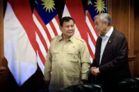 Prabowo: Indonesia dan Malaysia Saudara, Harus Pelihara Hubungan Baik 16 Salinan SYQL2241