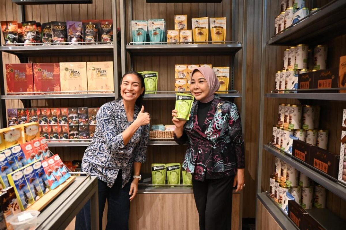 Komisi VII DPR RI Kunjungi Pemasaran UMKM di Sarinah, Rahmawati Kenalkan Produk Kaltara 6 WhatsApp Image 2026 09 04 at 08.29.42