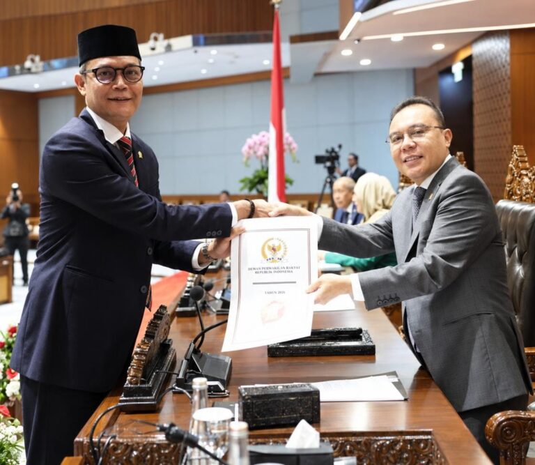 DPR Jadikan Revisi UUPA Usul DPR, TA Khalid Dorong Penguatan Kewenangan dan Fiskal Aceh 4 WhatsApp Image 2026 09 09 at 06.58.50