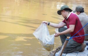Dukung Program ASRI Presiden Prabowo, Sekjen Gerindra Pimpin Kader Tanam Pohon hingga Bersihkan Sungai 6 WhatsApp Image 2026 09 21 at 11.48.01 1
