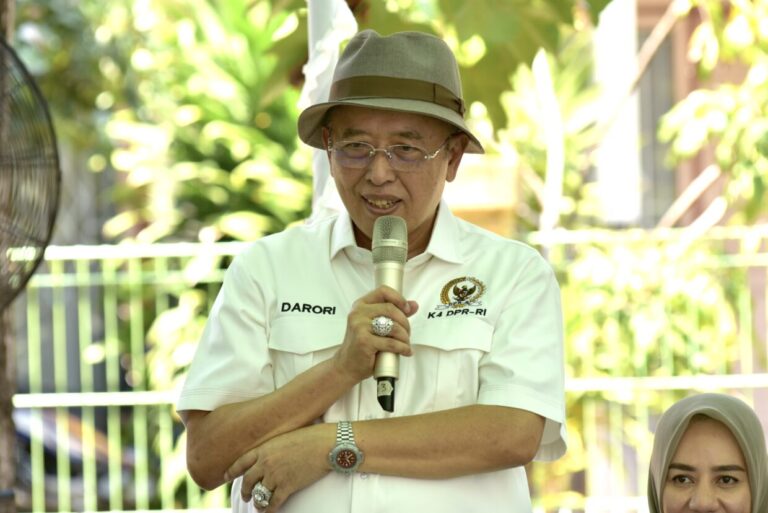 Darori Wonodipuro Dorong Pohon Produktif Perkuat Ekologi dan Ekonomi Warga 4 darori 1