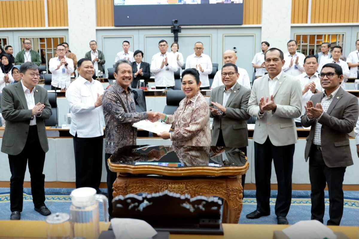 titiek 1