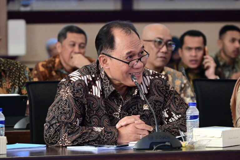 Anggota Komisi VII DPR RI Bambang Haryo Soekartono saat mengikuti Kunjungan Kerja Reses Komisi VII 20261011152405
