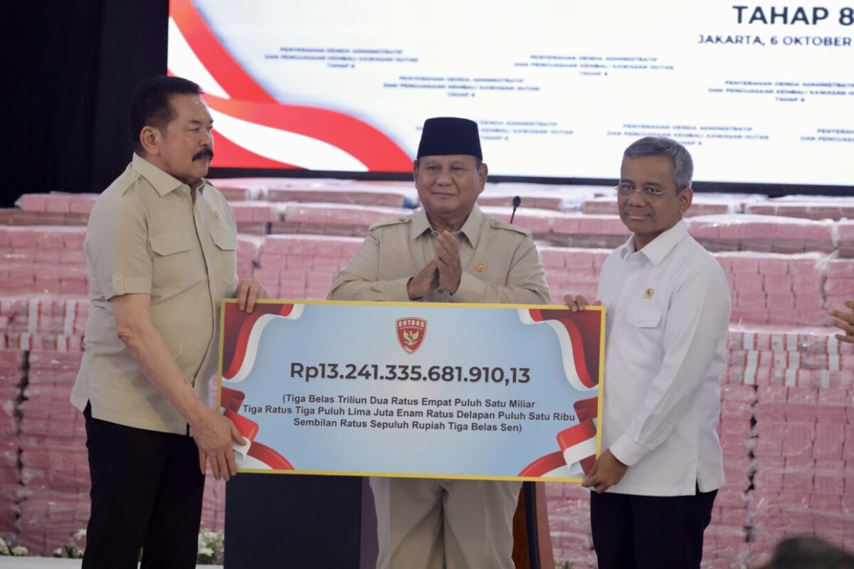 Tantangan Penertiban Kawasan Hutan Berat, Prabowo: Tak Mau Terus di Jalan Benar, Minggir 8 Salinan MSA 0143